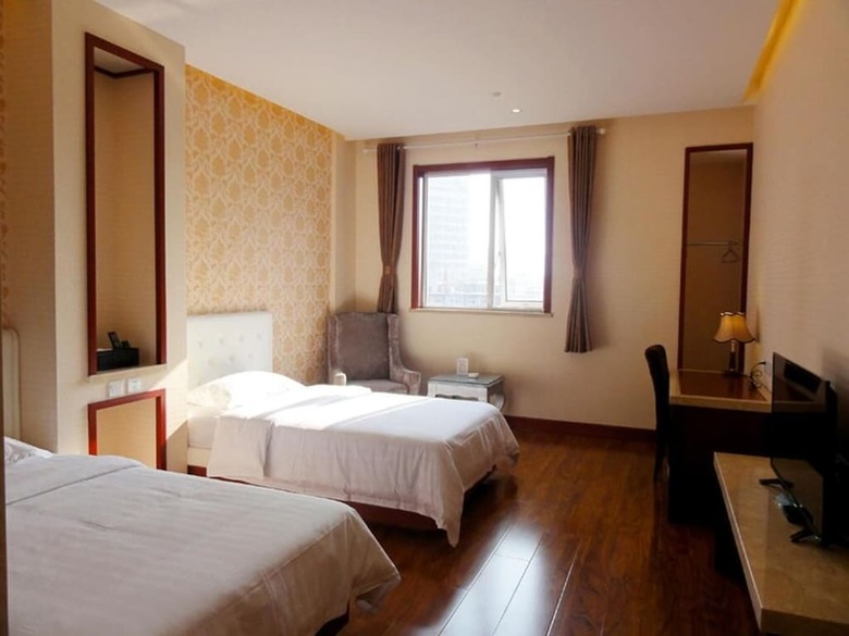 Huaqi Kaiserdom Hotel