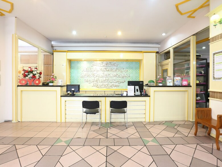 Oyo 89489 Al Ansar Hotel