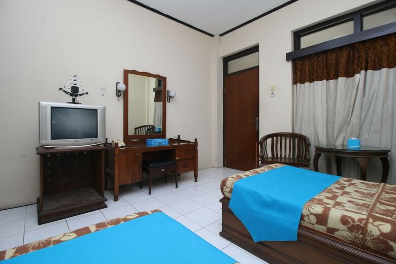 Hotel Airy Laweyan Sutowijoyo 45 Solo