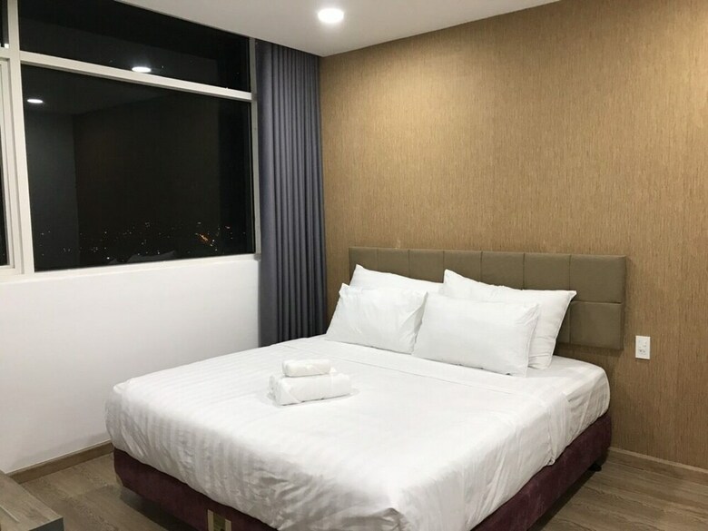 P&l Apartment