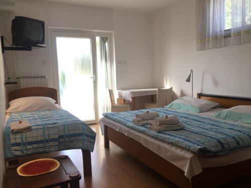 Hostal Tourist Rooms Sajovic