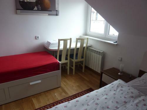 Hostal Guesthouse Mira G.