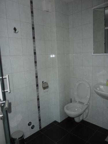 Hostal Guesthouse Mira G.