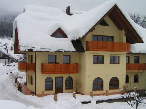 Hostal Apartments & Rooms Tempfer