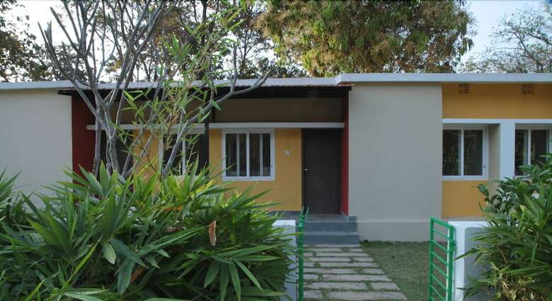 Hotel Aranya Nivas Lulung