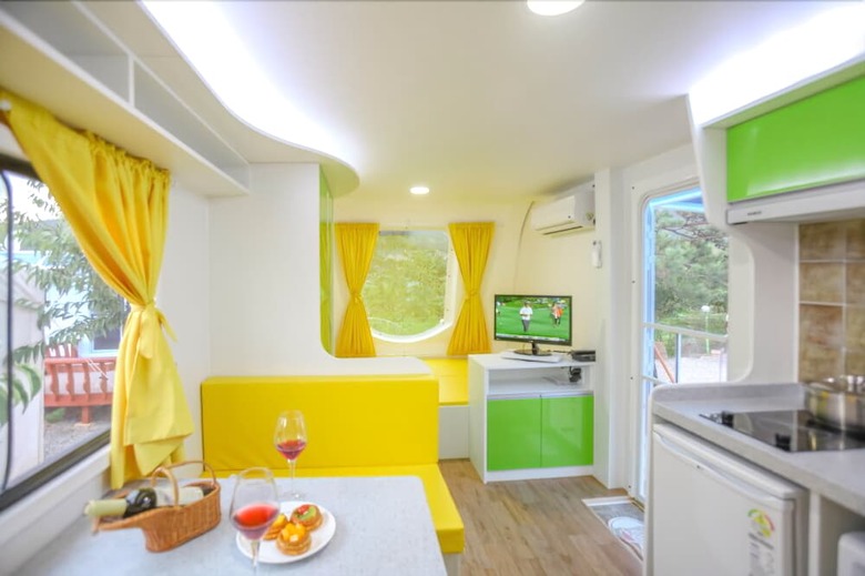 Donghwa Caravan
