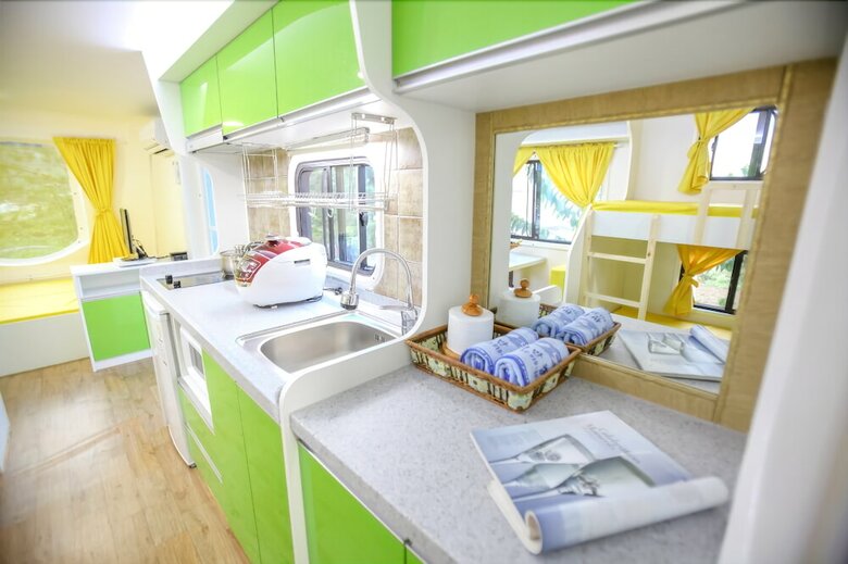 Donghwa Caravan