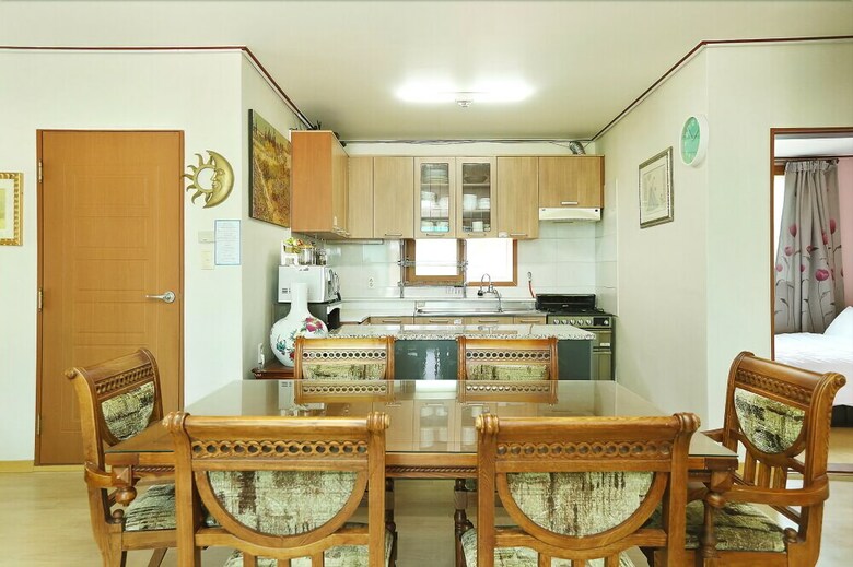 Moon Light House