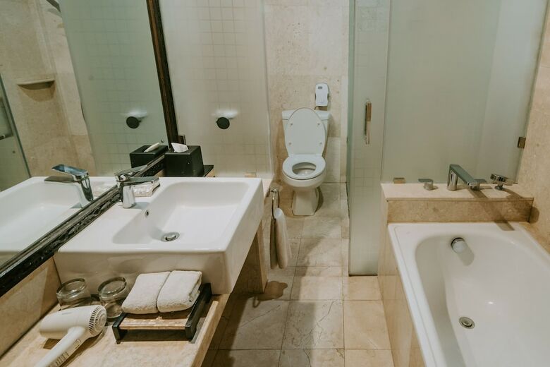 Hotel Arthur Suites By Premier Hospitality Asia