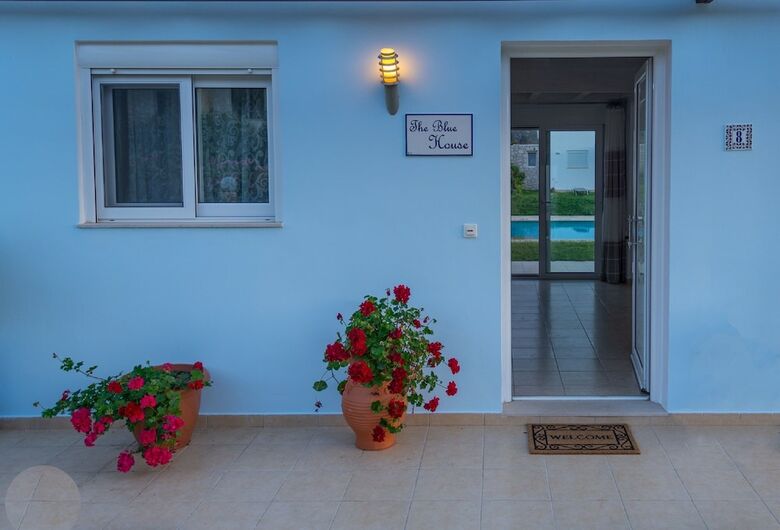 Villa The Blue House Kolympia