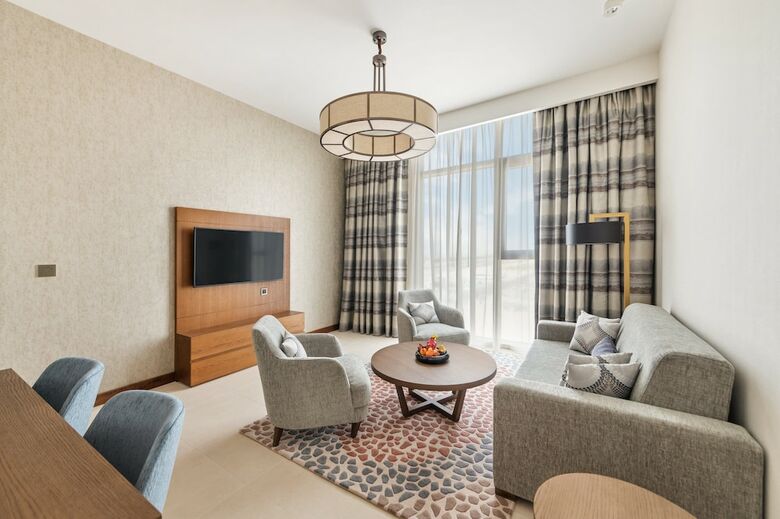 Hotel Staybridge Suites Dubai Al-maktoum Airport