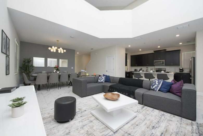 Modern Home With Pool At Storey Lake Sl2742