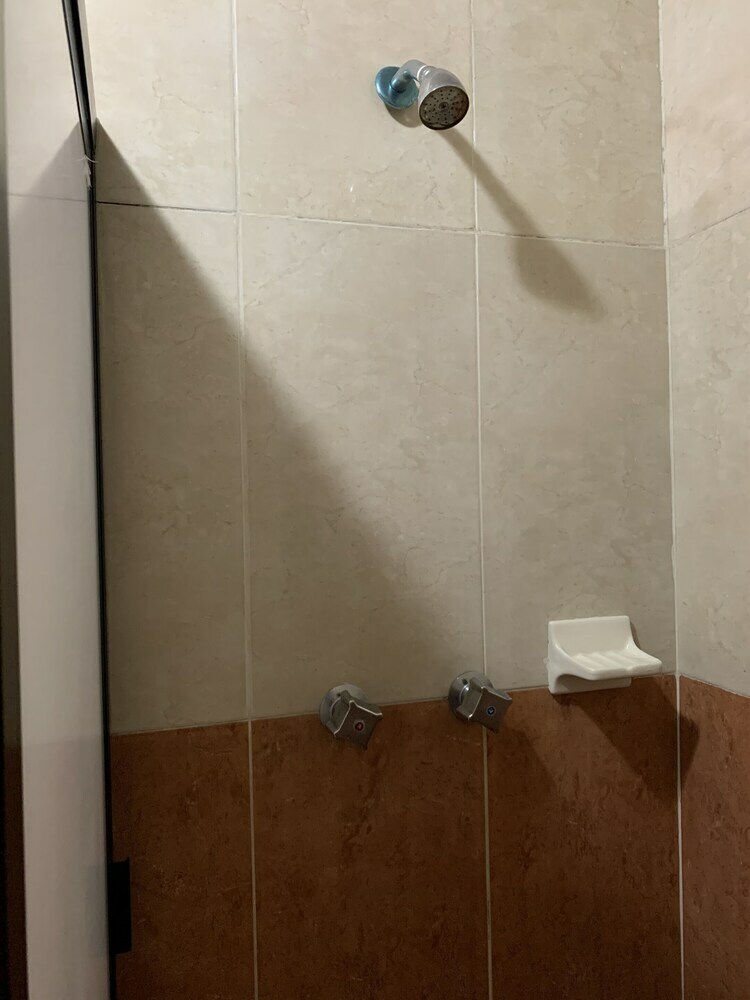 Hotel Real De Cortes