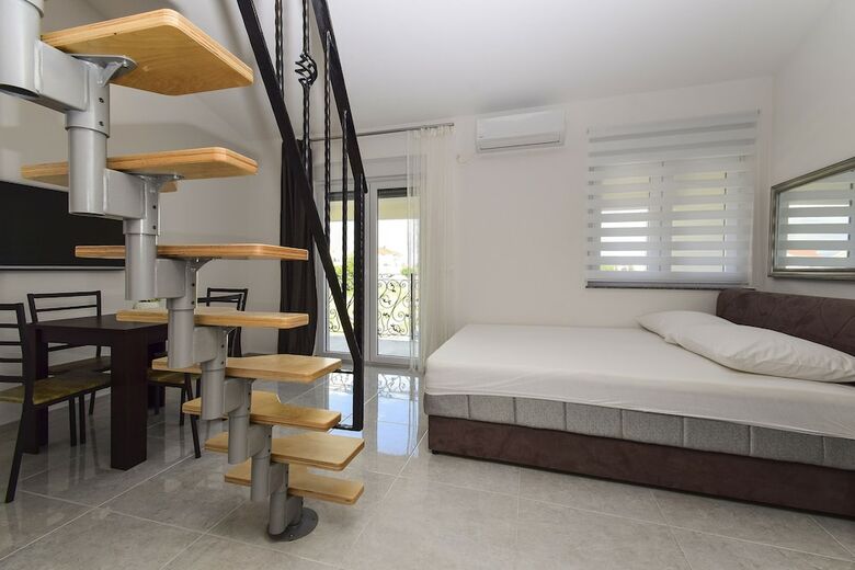 Apartamentos Mary Rose Vodice