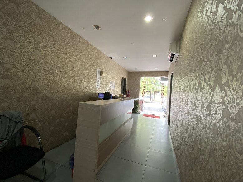 Oyo 89760 Harmoni Inn Hotel