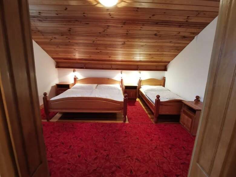 Hotel Rooms And Apartments Panker
