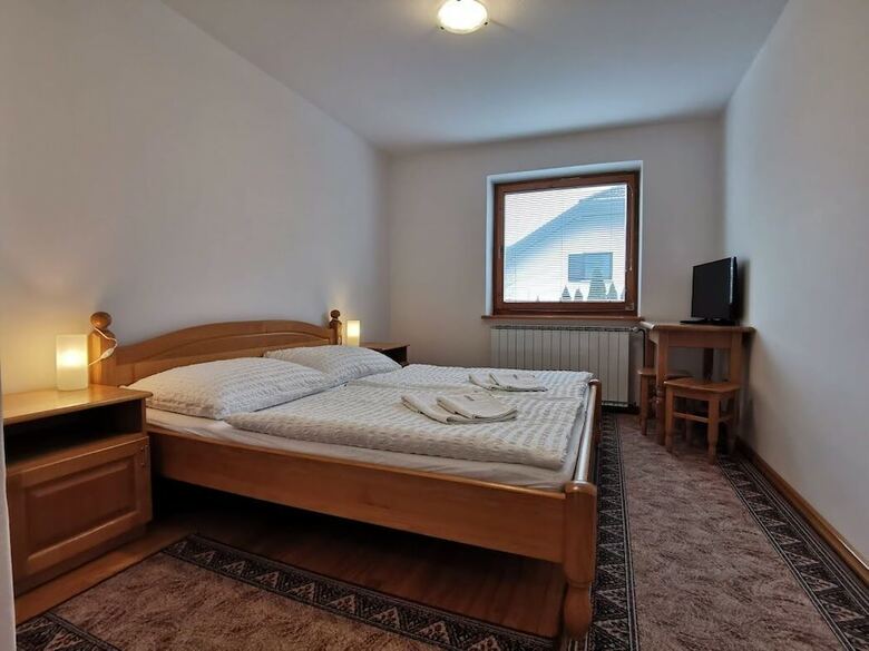 Hotel Rooms And Apartments Panker