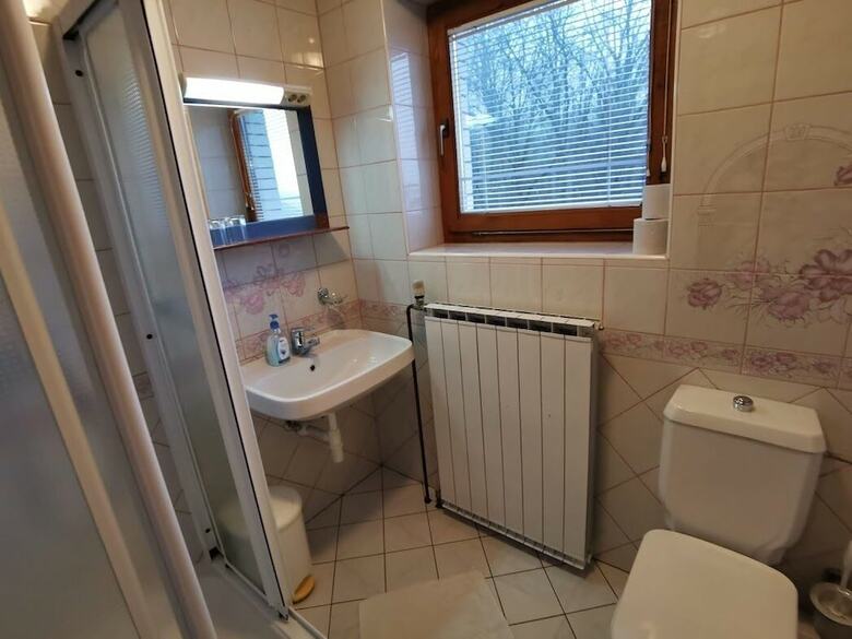 Hotel Rooms And Apartments Panker