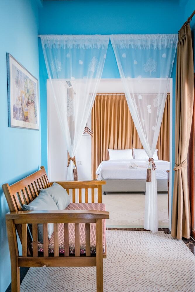 Hotel The Boutique Khanom