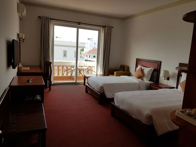 Angkor White Swan Hotel