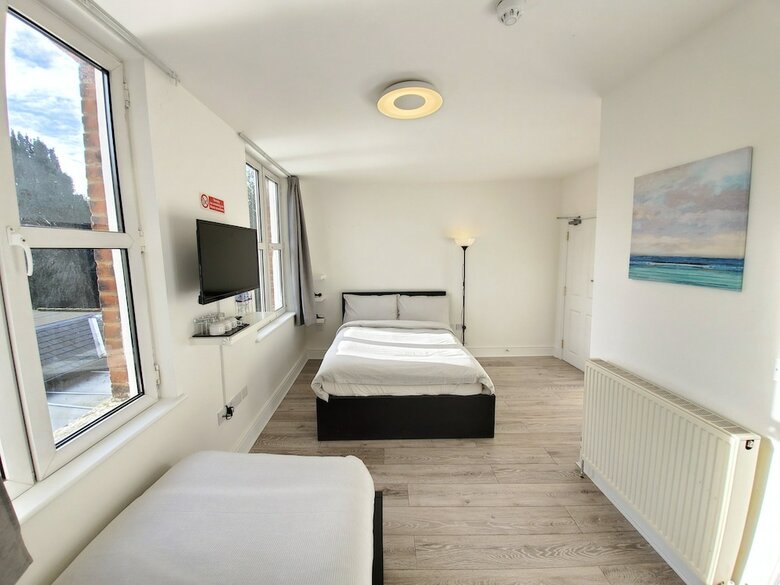 Hotel Sleeplicity London Heathrow