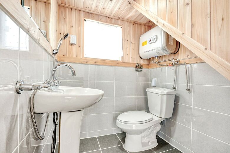 Gangneung Good Camping & Pension
