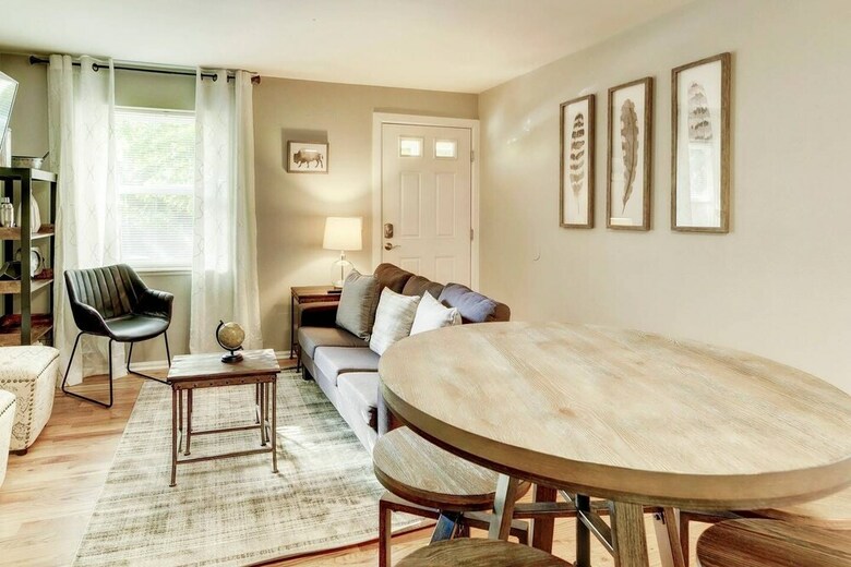 Apartamento Luxury Denver Apts 8 Bds 4 Bas Great Location!