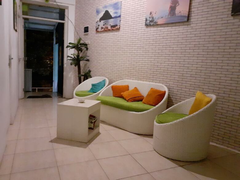 Hostal Spot On 2332 D'green Homestay