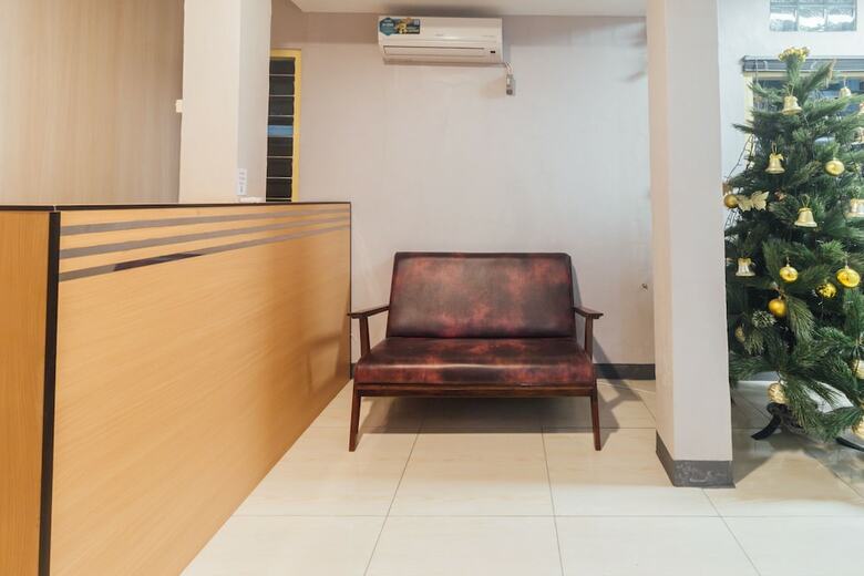 Hotel Oyo 2244 Wisma Game