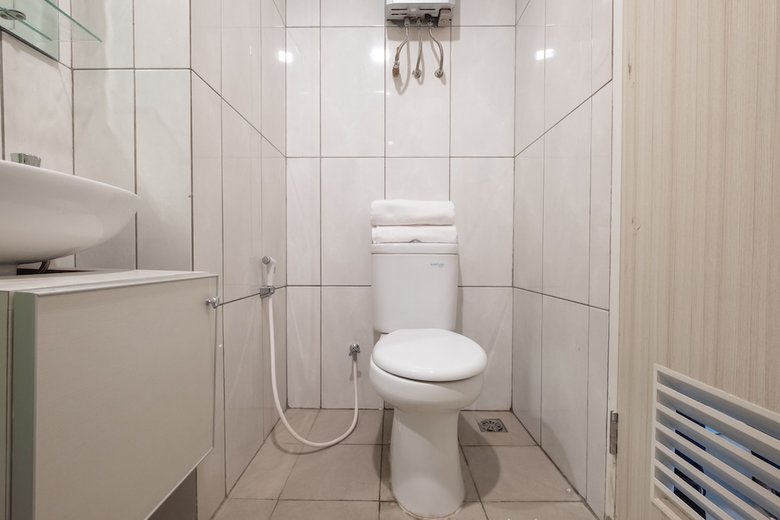 Hostal Oyo 2245 Apartment Grand Kamala Lagoon