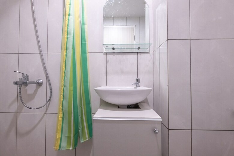 Hostal Oyo 2245 Apartment Grand Kamala Lagoon