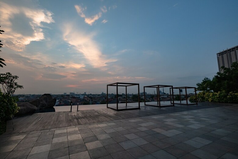 Hostal Oyo 2245 Apartment Grand Kamala Lagoon