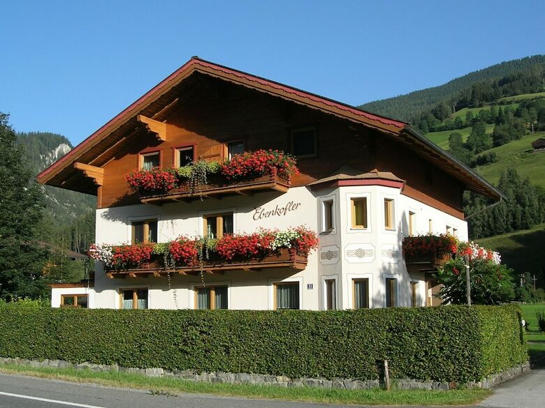 Comfortable Apartment In K�nigsleiten Near Forest