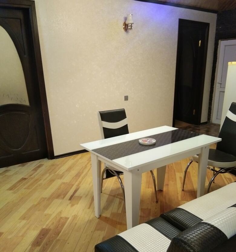 Hostal Nizami Street Hostel