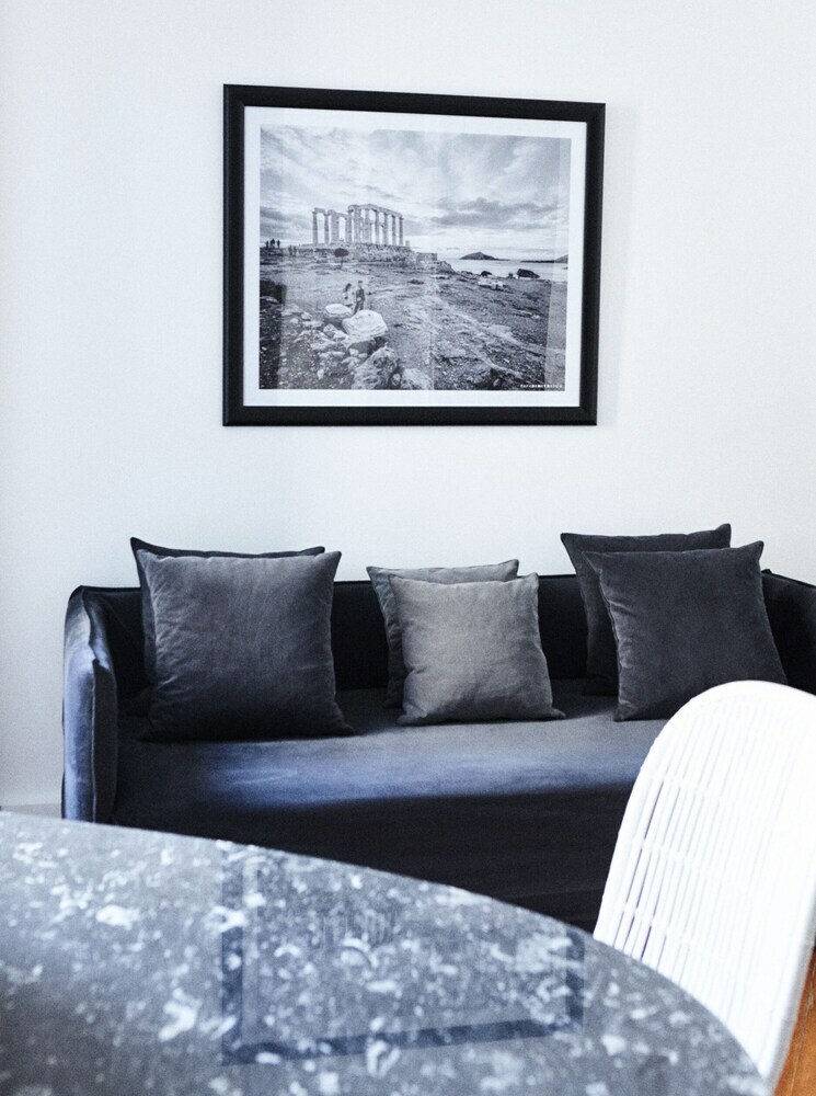 Hotel Art Pantheon Suites In Plaka