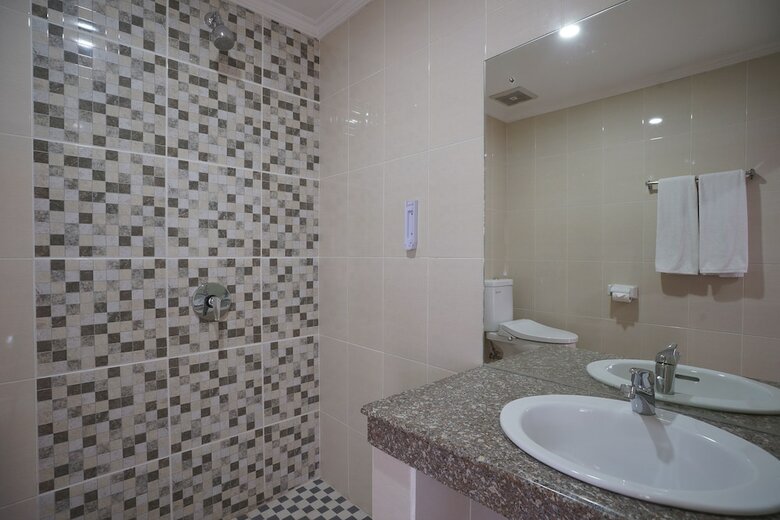 Hostal Oyo 2392 Nusa Dua Eling Inn
