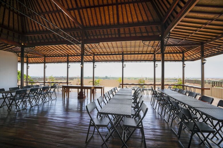 Hostal Oyo 2392 Nusa Dua Eling Inn