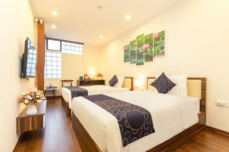 Hotel Capital O 939 Sen Hidden Charm