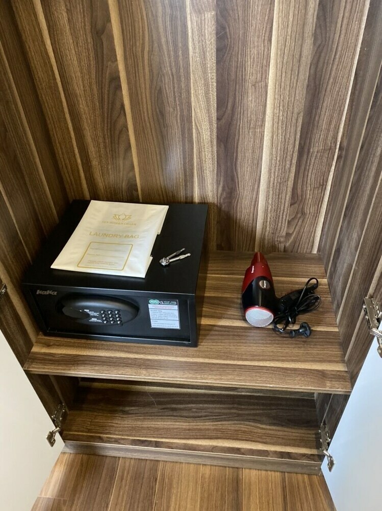 Hotel Capital O 939 Sen Hidden Charm