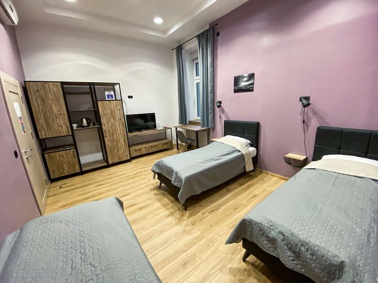 Hotel K43 Rooms And Apartments