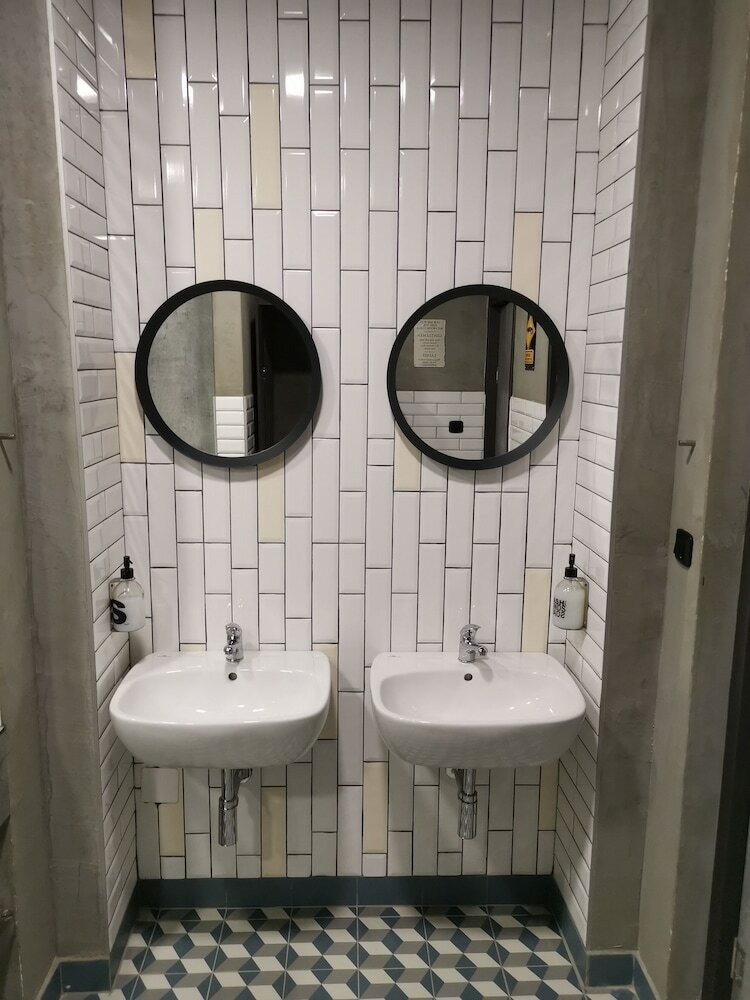 Hotel K43 Rooms And Apartments