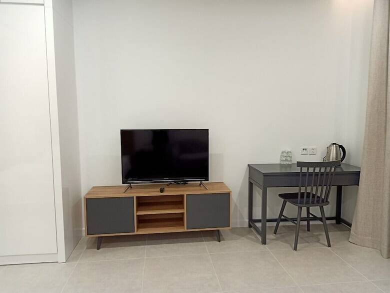 Luxury Scenia Bay Apartment With Seaview