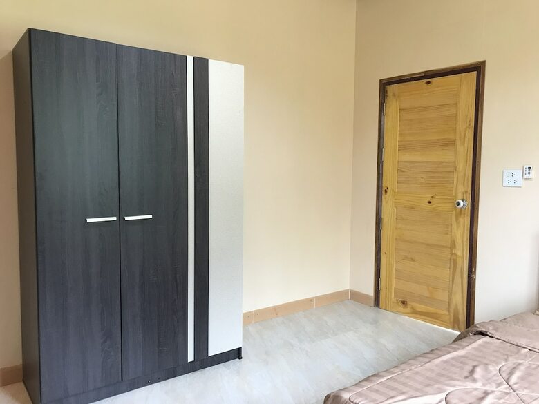 Hotel Pakarung Homestay