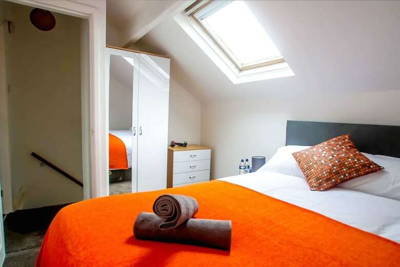 Hotel Colton Road Homes Leeds