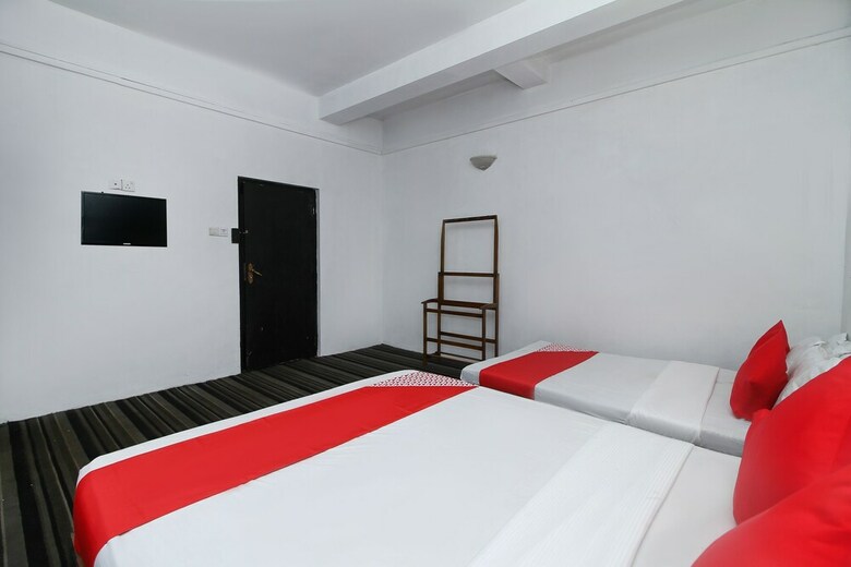 Oyo 523 Royal Hotel