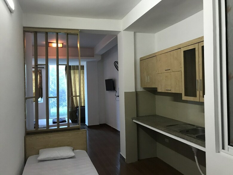 Oyo 442 Holiday Hotel