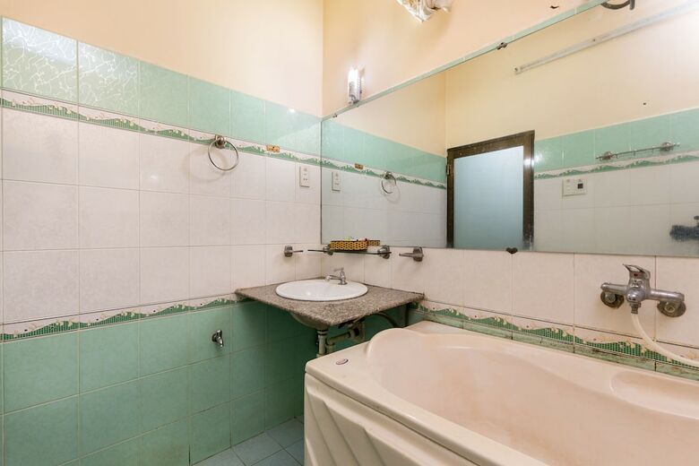 Oyo 832 Duc Tran Hotel