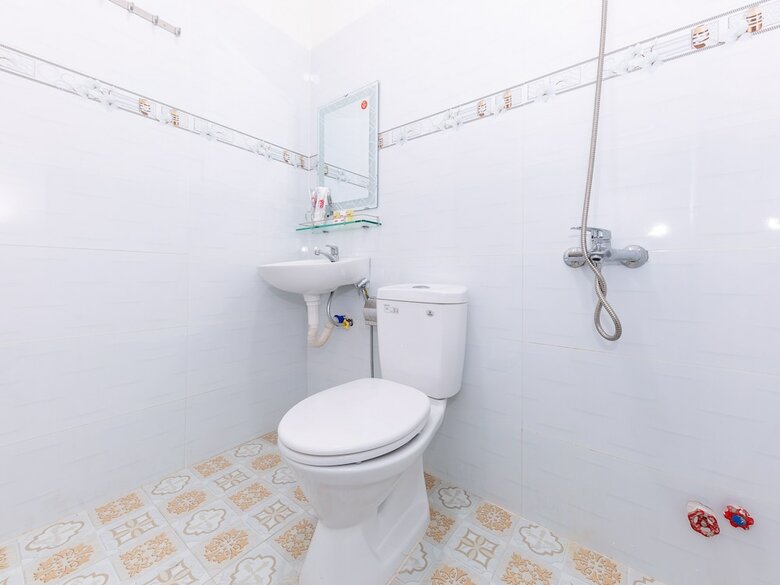 Hotel Oyo 808 Hoang Lan
