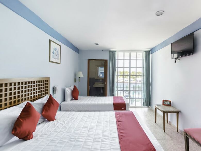 Oyo Hotel Gandhi