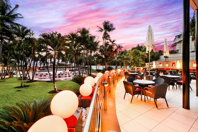 Hotel Riu Plaza Miami Beach